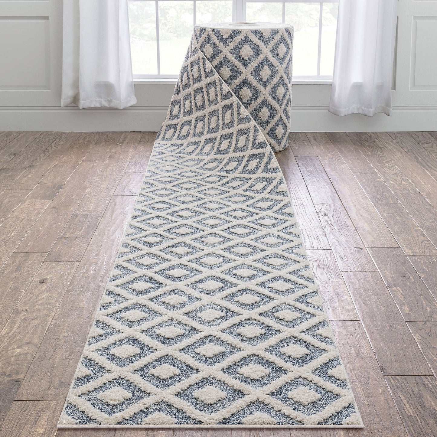 Tapis d'escalier moderne Harlow Trellis sur mesure