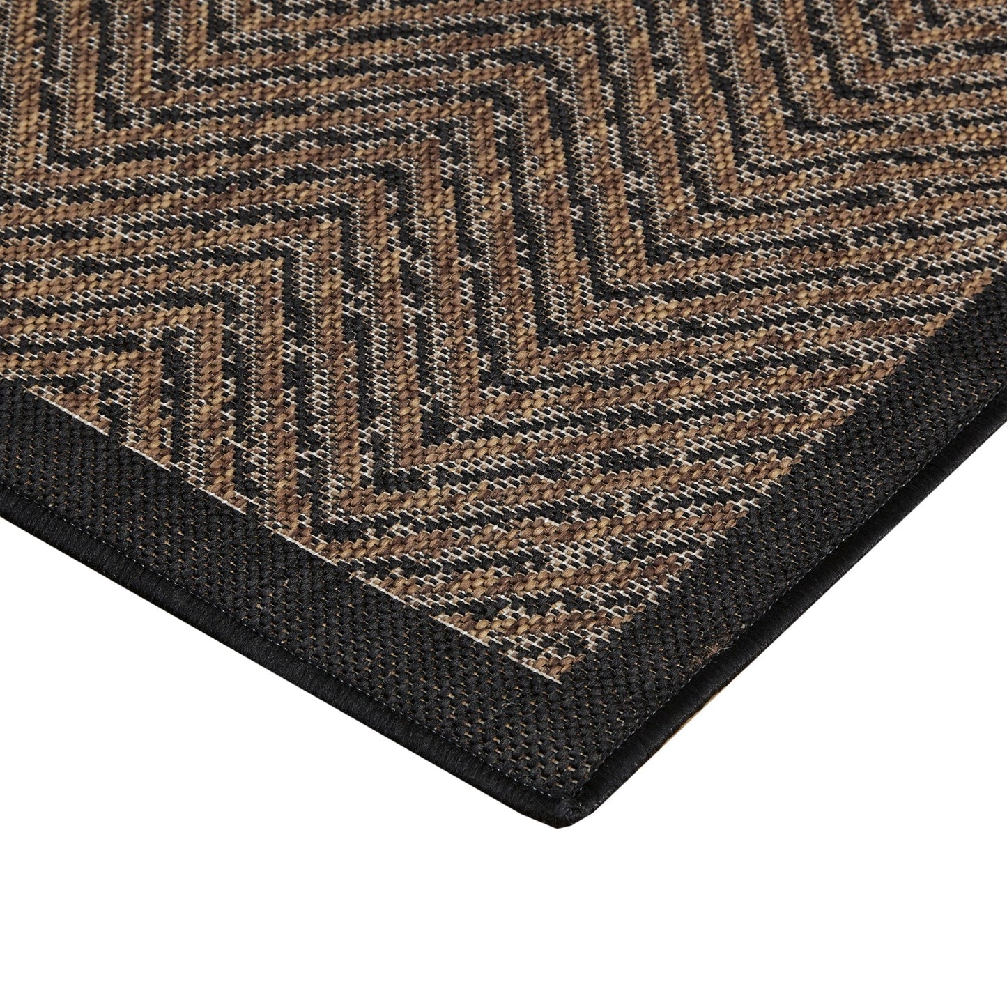 Madison Park Hurley Natural/ Black Textured Chevron Indoor/Outdoor Rug