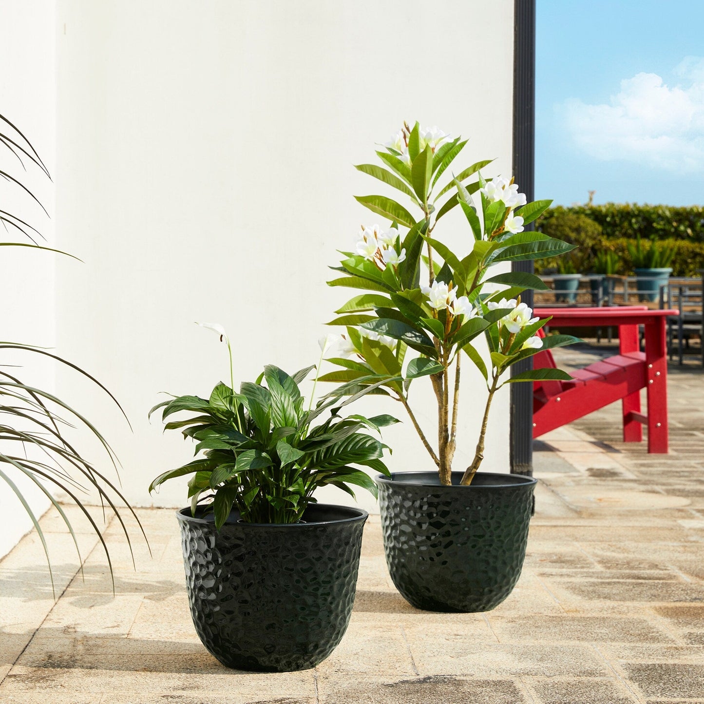 Glitzhome 19.75 H Eco-Friendly Oversized Faux Ceramic Diamond Textured Tall Planter Porch Flowerpot (Set of 2)