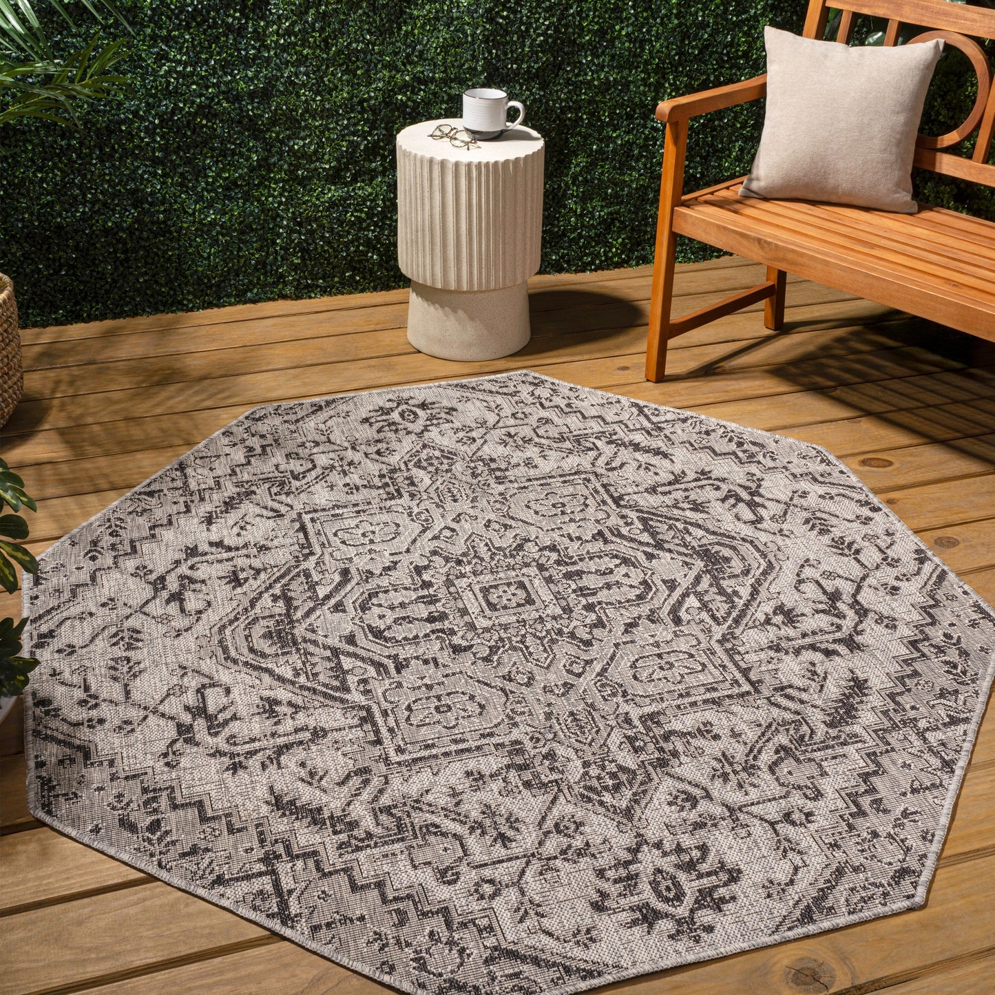 JONATHAN Y Charleston Medallion Indoor/Outdoor Area Rug