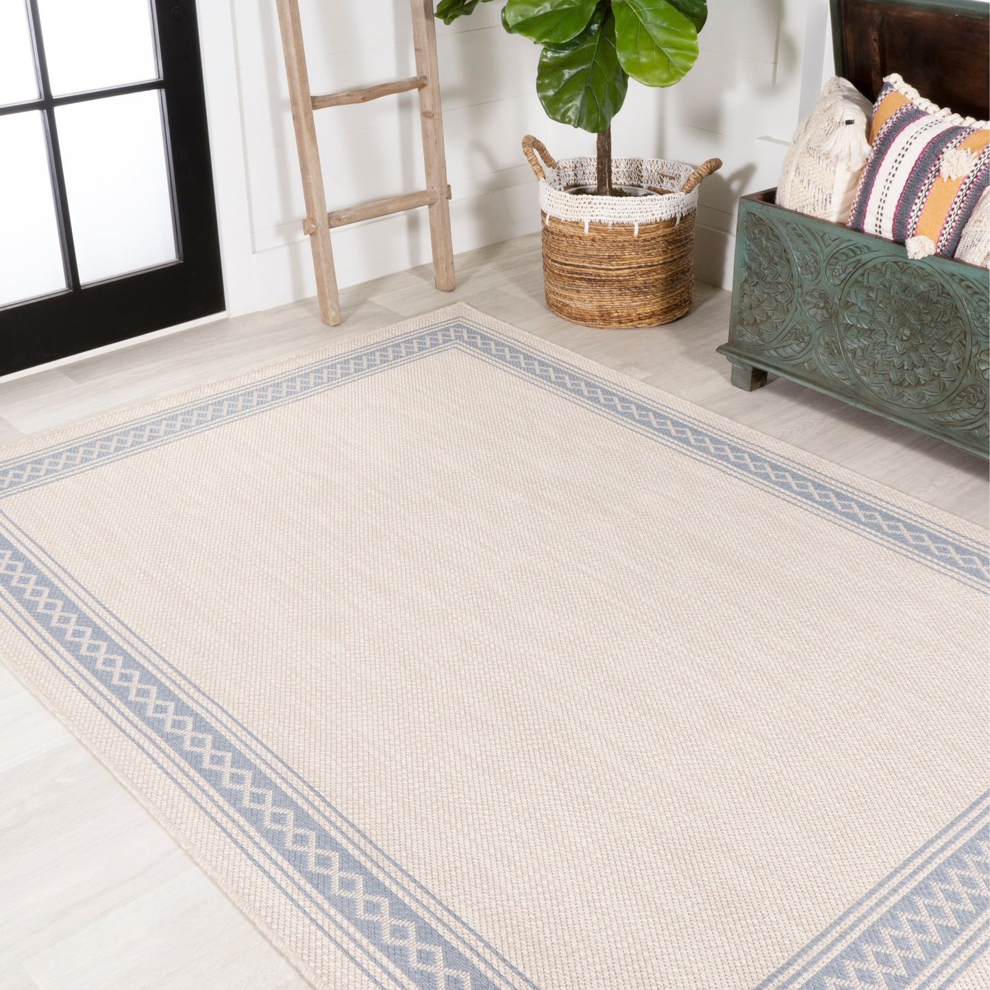 JONATHAN Y Havana Classic Diamond Border Indoor/Outdoor Area Rug