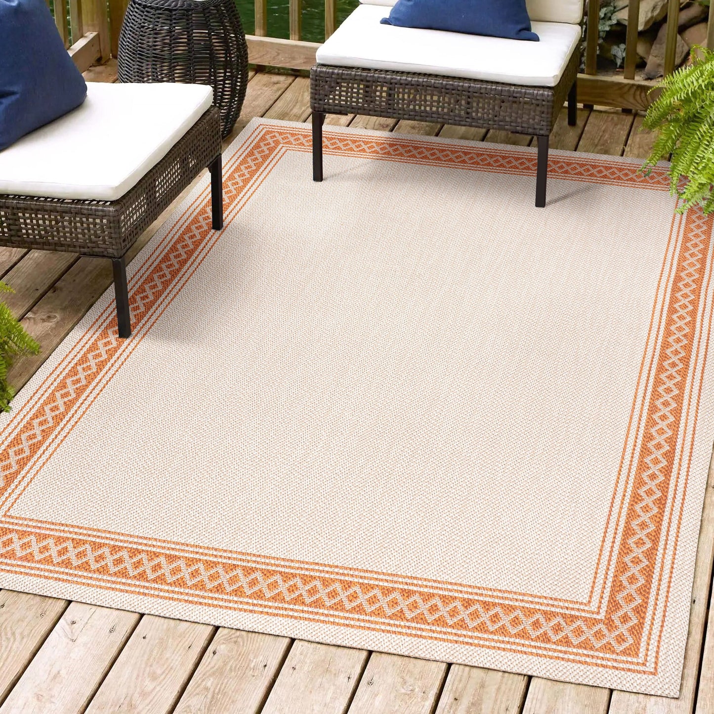 JONATHAN Y Havana Classic Diamond Border Indoor/Outdoor Area Rug