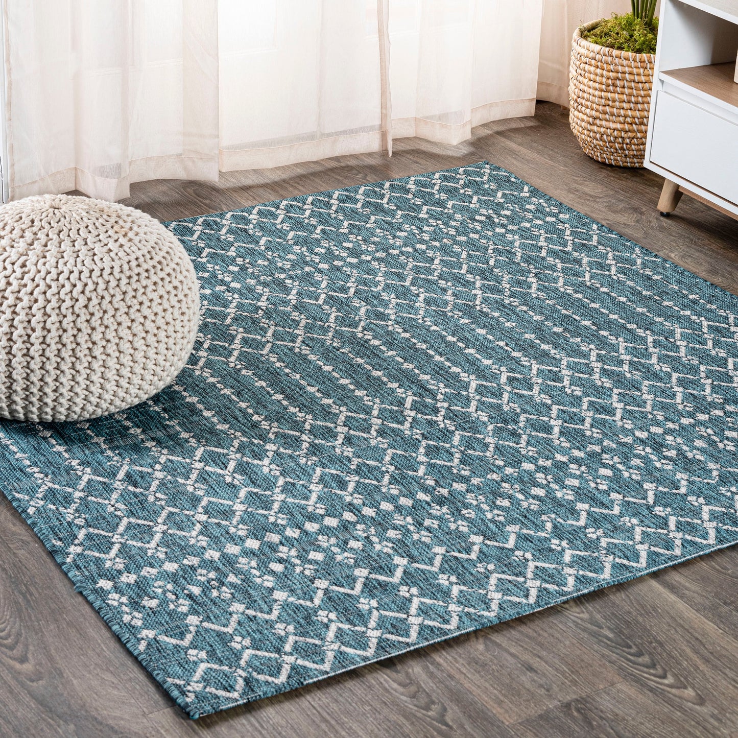 JONATHAN Y Trebol Moroccan Geometric Textured Weave Indoor/Outdoor Area Rug