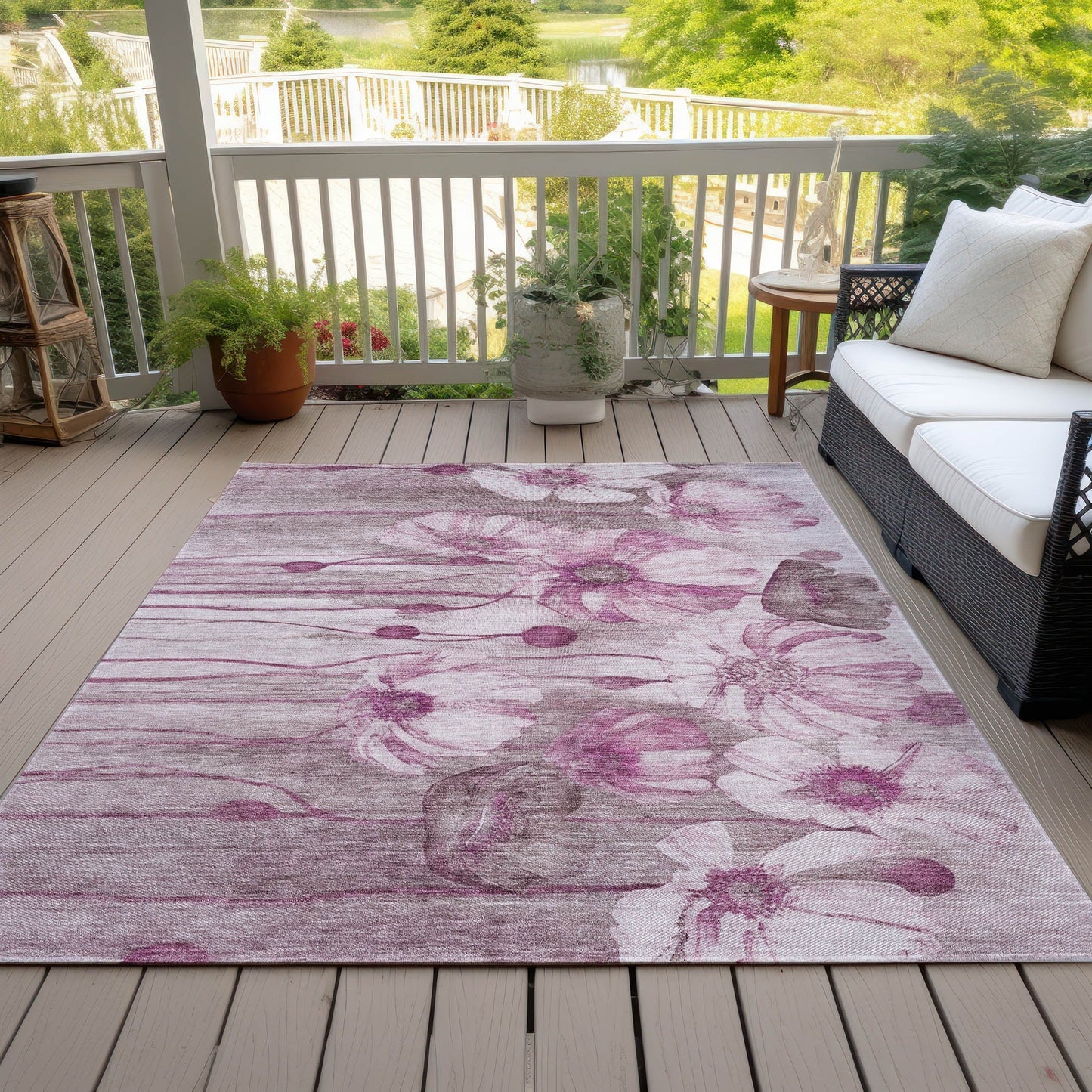Machine Washable Indoor/ Outdoor Chantille Modern Floral Rug
