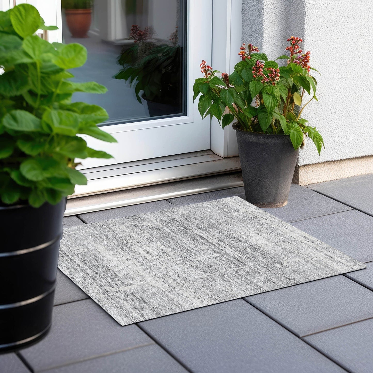 Machine Washable Indoor/ Outdoor Chantille Ombre Solid Rug