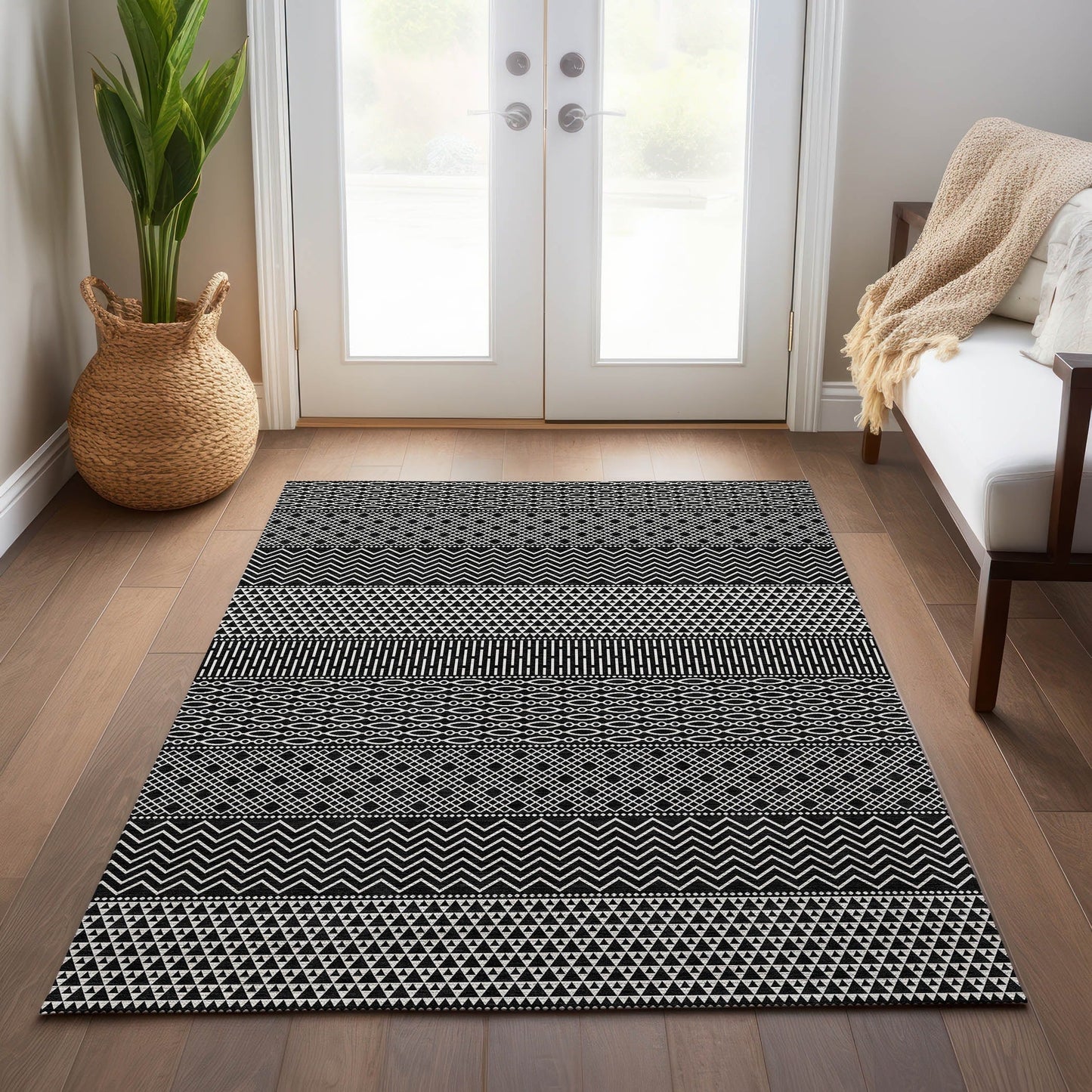 Machine Washable Indoor/ Outdoor Modern Stripes Chantille Rug