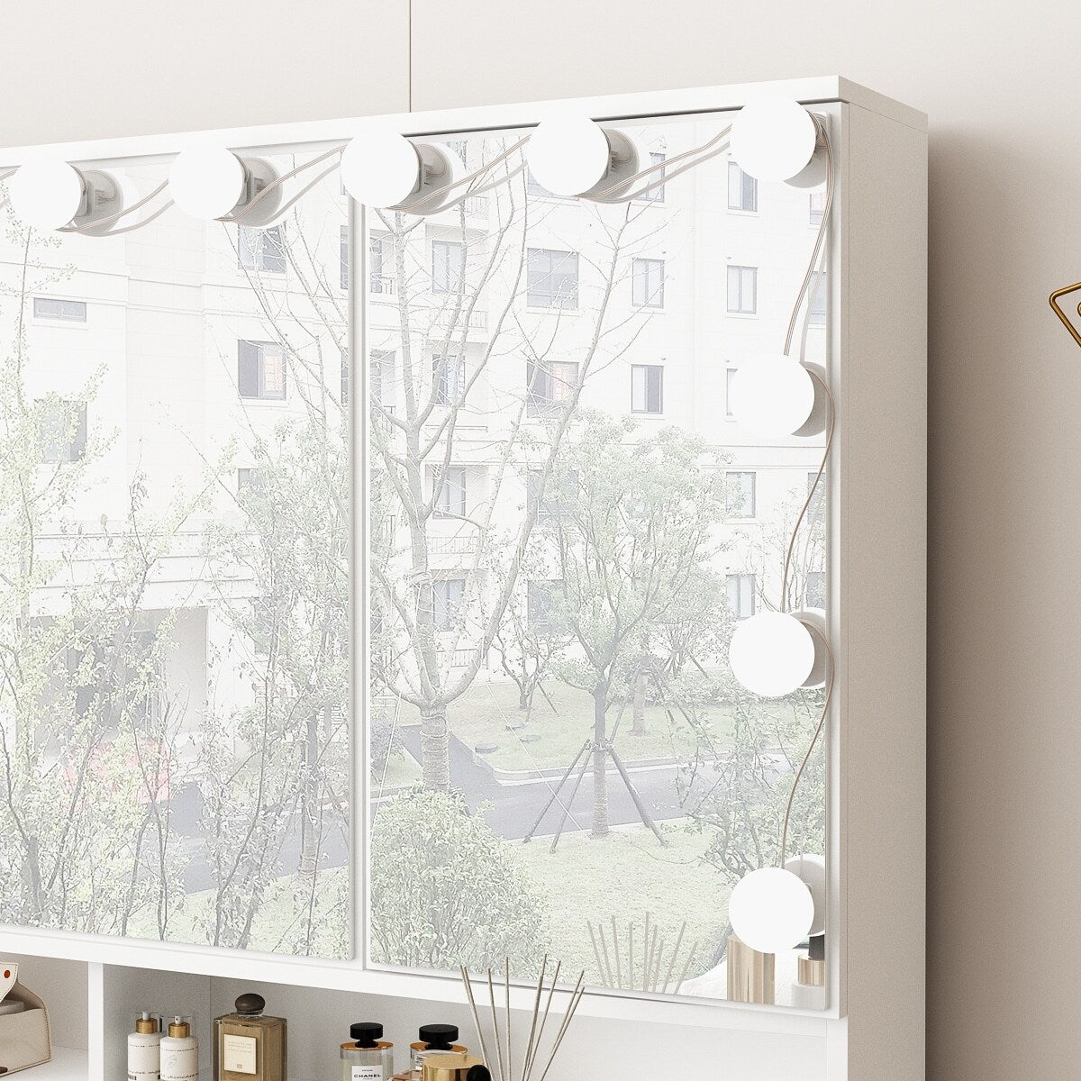 Coiffeuse avec miroir à trois volets et éclairage certifié, plateau en verre