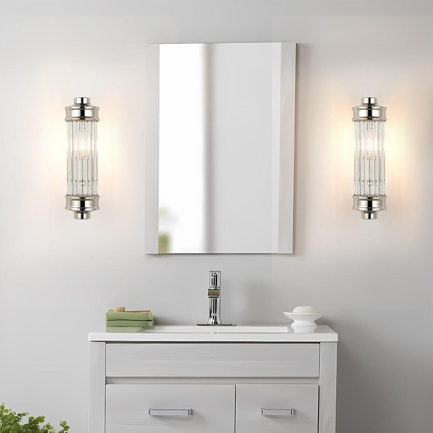 Nordic Postmodern Wall Sconce, European Wall Light in Simple Vintage Glass Crystal