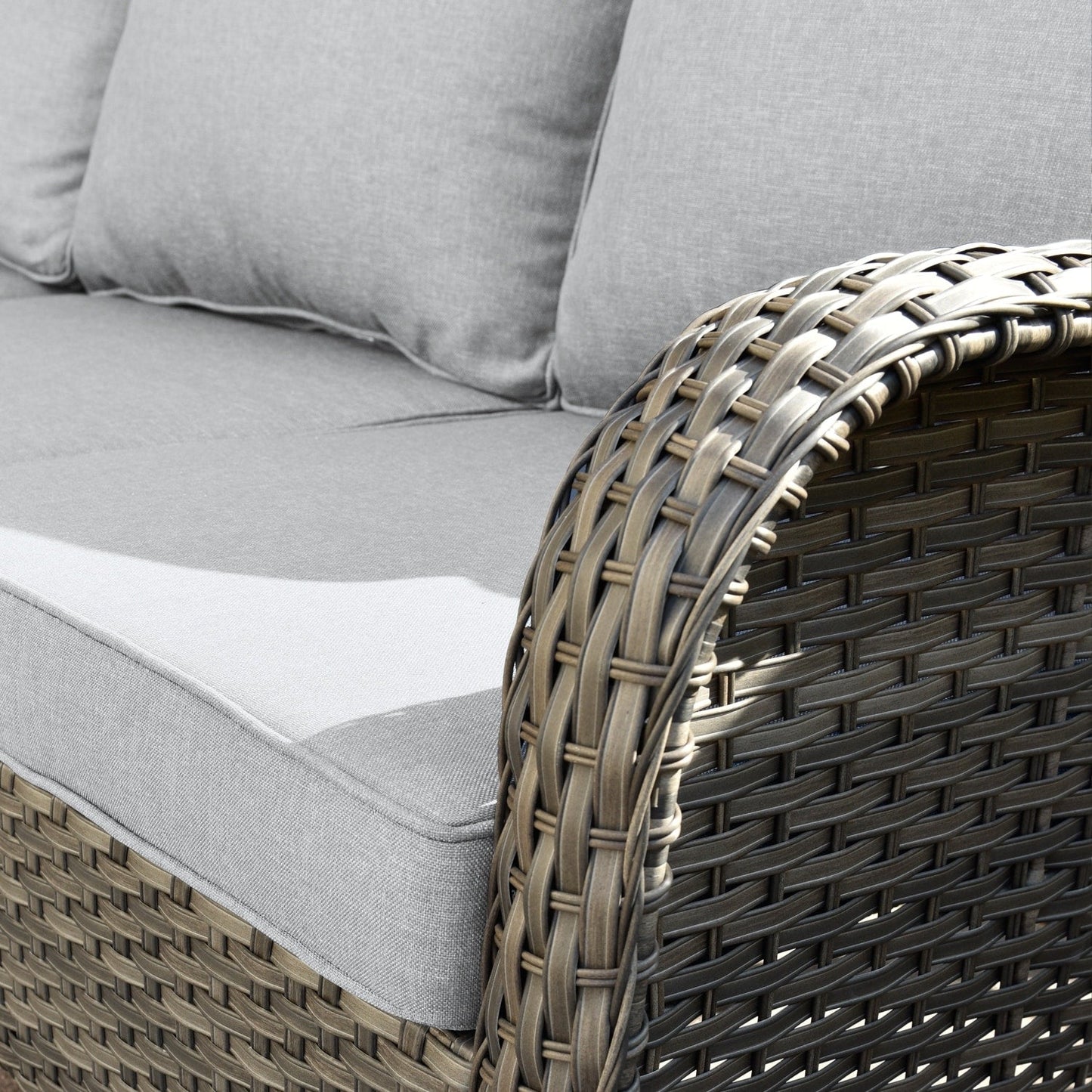 Ensemble de conversation 5 pièces en osier pour patio à dossier haut OVIOS