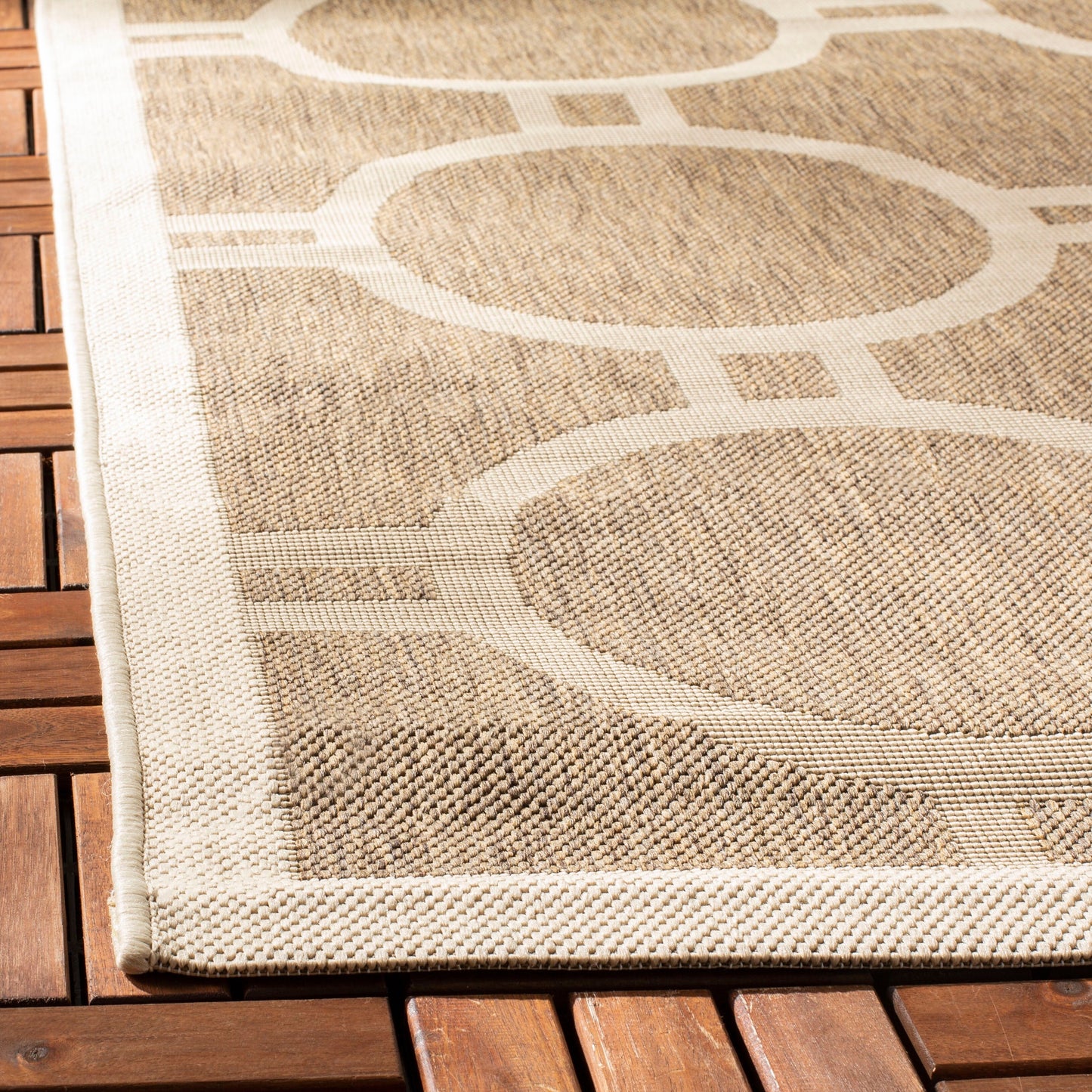 SAFAVIEH Courtyard Nira Indoor/ Outdoor Waterproof Patio Backyard Rug