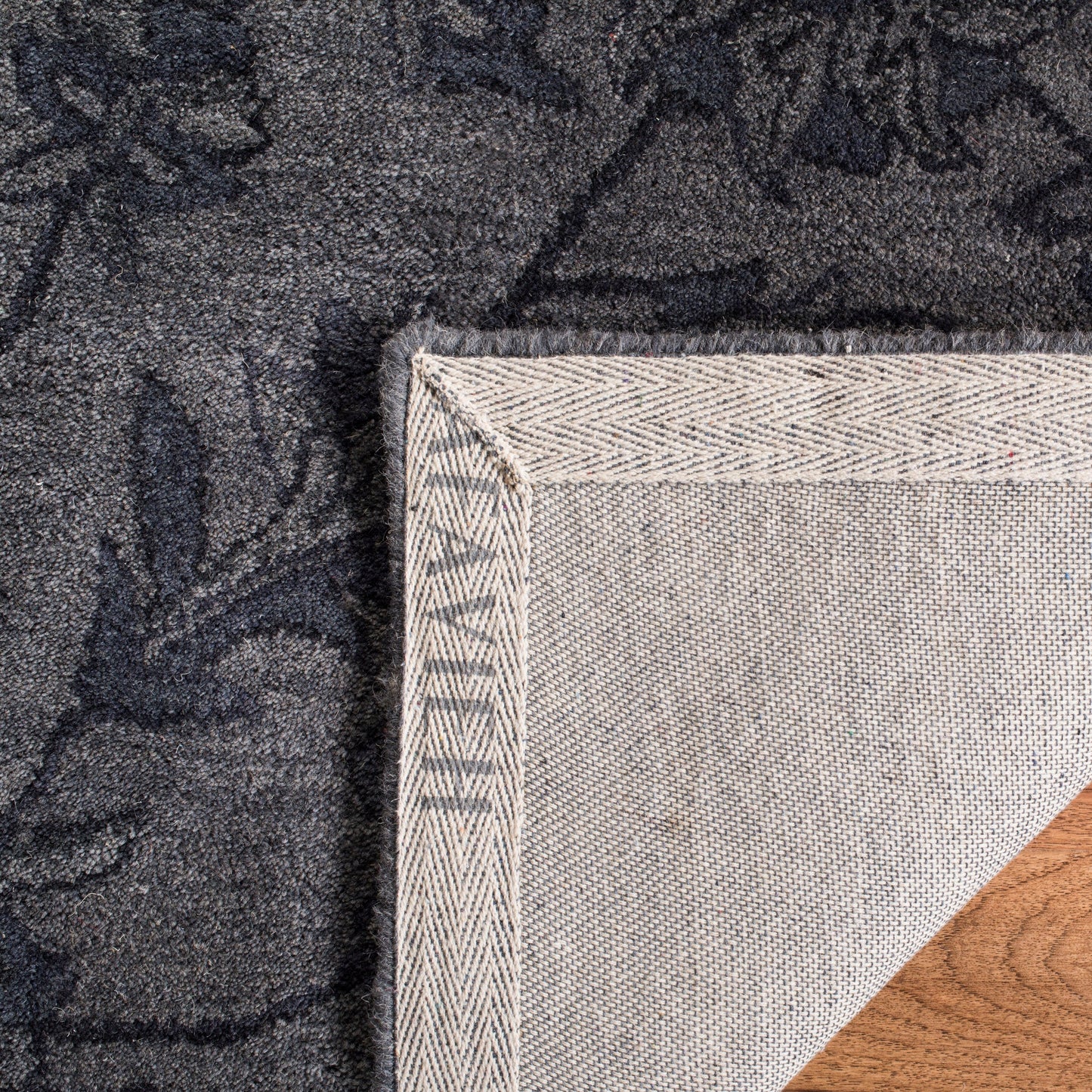 SAFAVIEH Handmade Antiquity Rukija Traditional Oriental Wool Rug