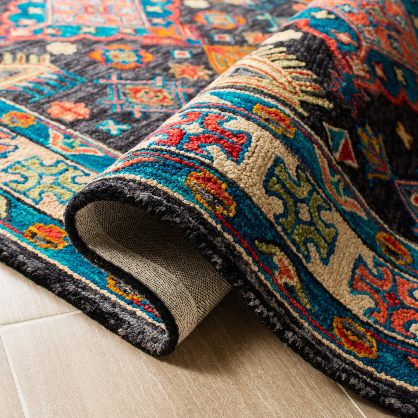 SAFAVIEH Handmade Aspen Sigur镁ora Bohemian Wool Rug