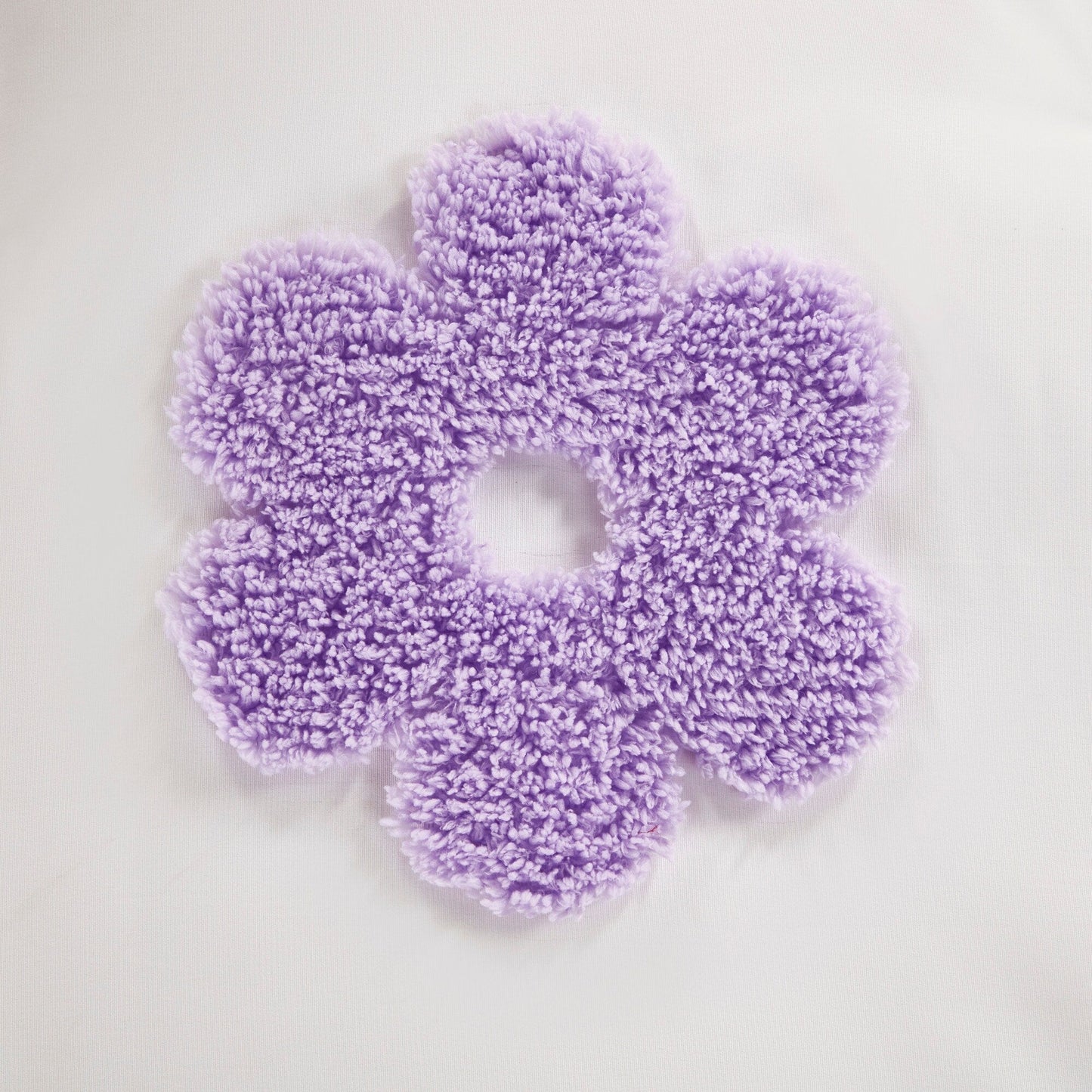 Intelligent Design Kids Madeline Floral Reversible Tufted Chenille Duvet Cover Set