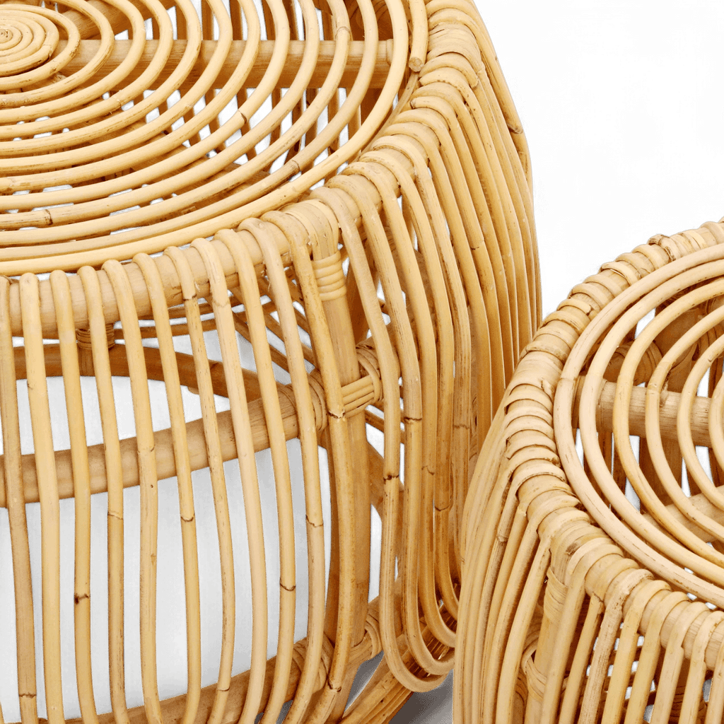 Tables gigognes en rotin et saule