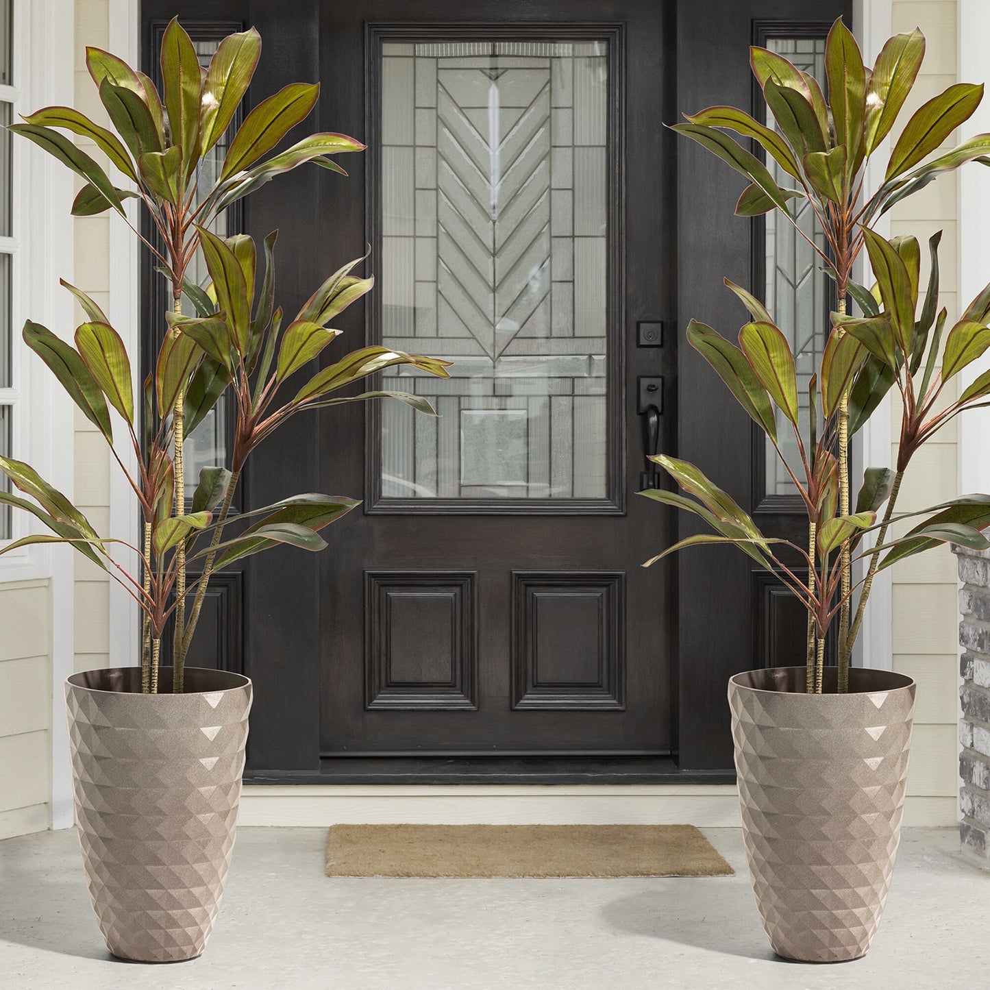 Glitzhome 19.75 H Eco-Friendly Oversized Faux Ceramic Diamond Textured Tall Planter Porch Flowerpot (Set of 2)