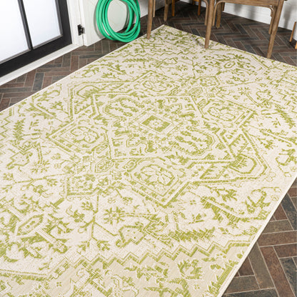 JONATHAN Y Charleston Medallion Indoor/Outdoor Area Rug