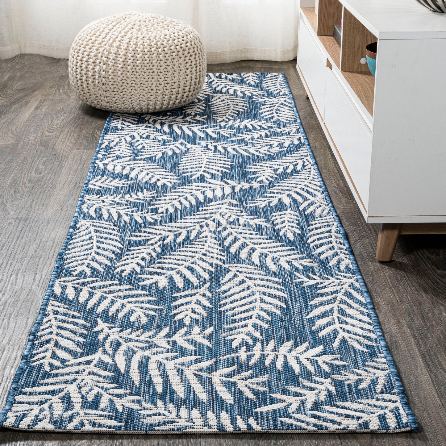 JONATHAN Y Galon Palm Frond Indoor/Outdoor Area Rug