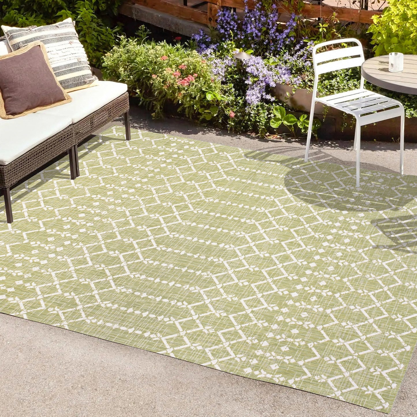 JONATHAN Y Trebol Moroccan Geometric Textured Weave Indoor/Outdoor Area Rug