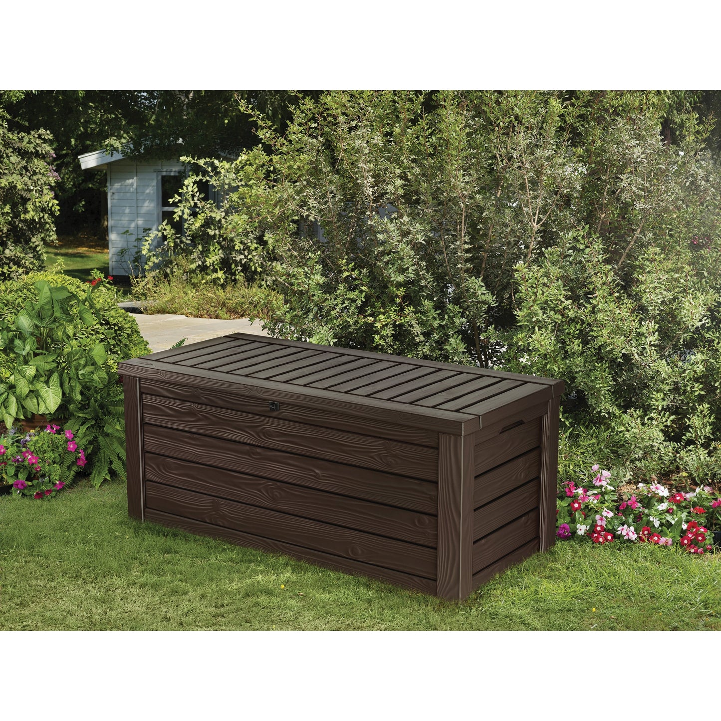 Coffre de rangement extérieur Keter Westwood, grand format, 150 gallons, en résine durable, pour meubles et fournitures, marron