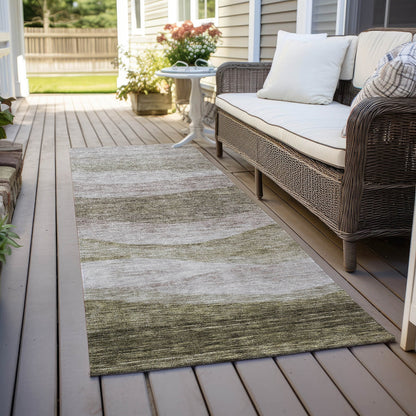 Machine Washable Indoor/ Outdoor Contemporary Waves Chantille Rug