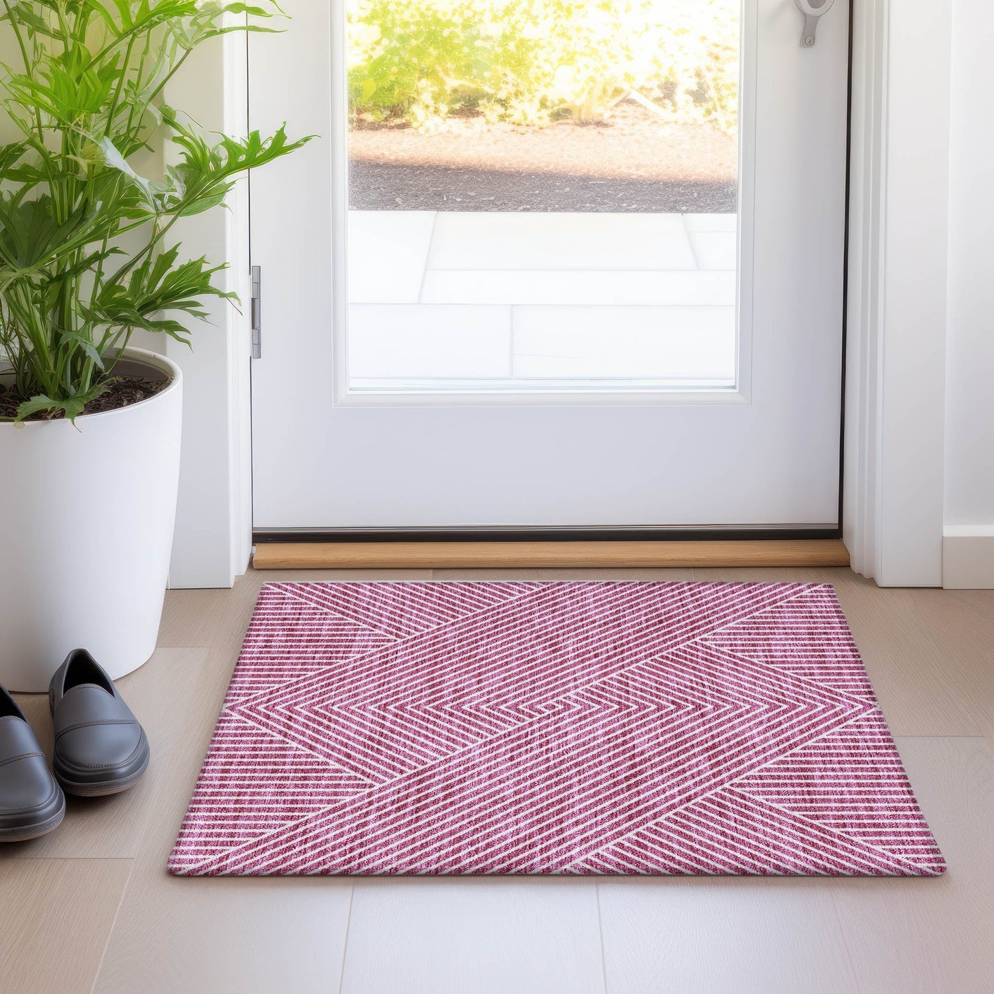 Machine Washable Indoor/ Outdoor Modern Geo Chantille Rug