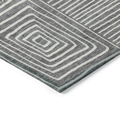 Machine Washable Indoor/ Outdoor Modern Mosaic Chantille Rug