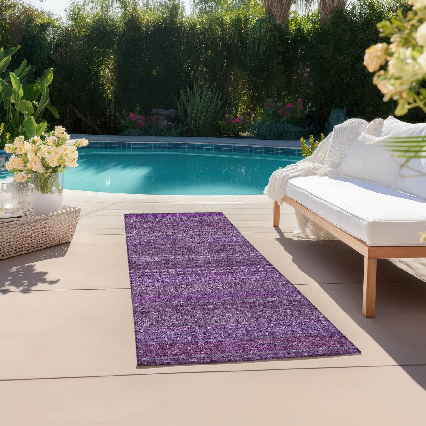Machine Washable Indoor/ Outdoor Moroccan Stripes Chantille Rug