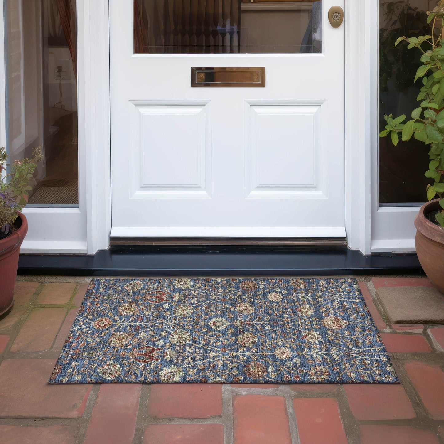 Machine Washable Indoor/ Outdoor Traditional Kashan Chantille Rug