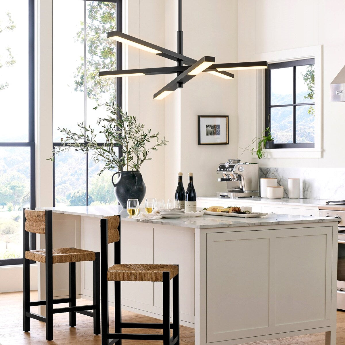 Modern Tiered Linear Sputnik Chandelier Warm Light 3000K Integrated LED Chandelier