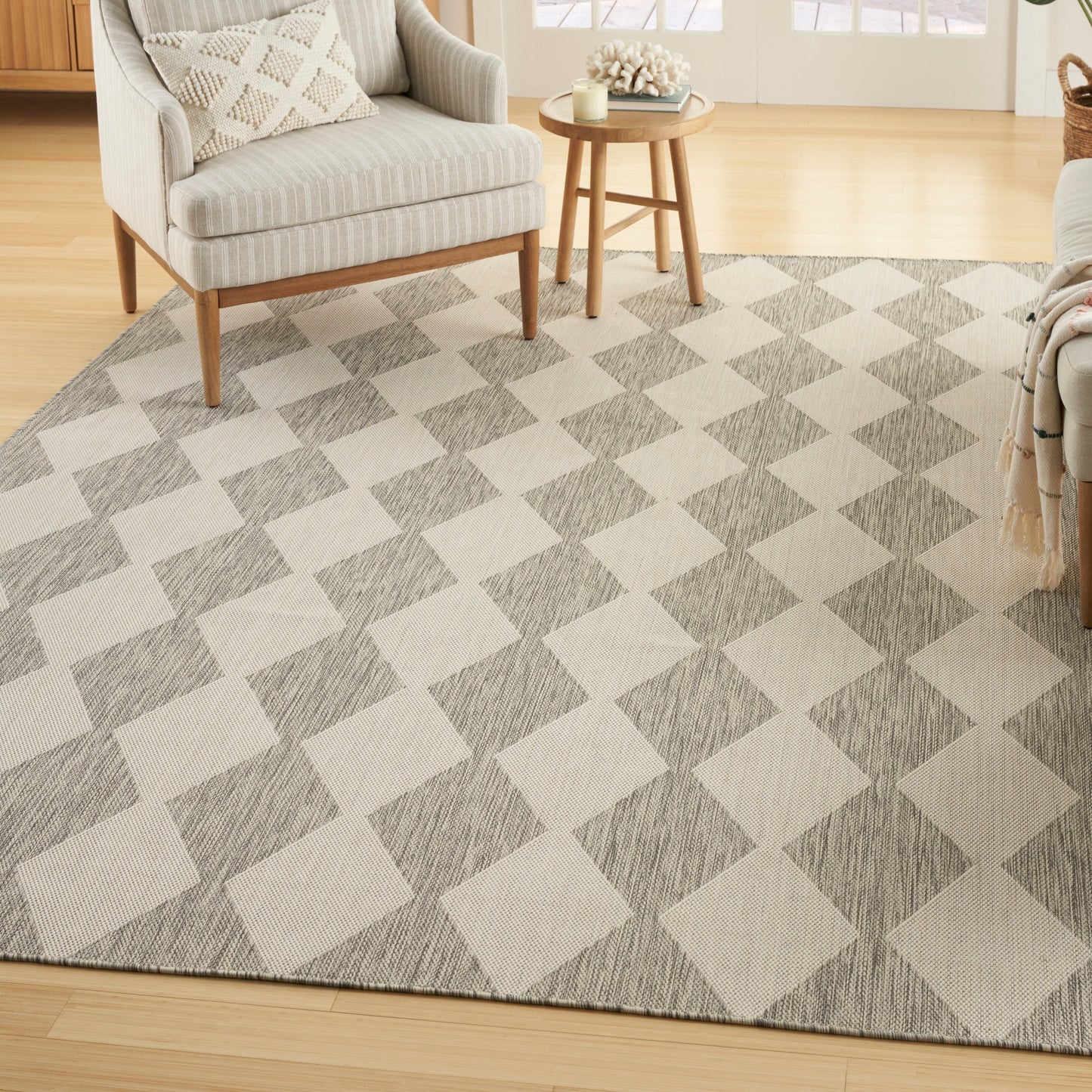 Nourison Positano Indoor/Outdoor Geometric Area Rug