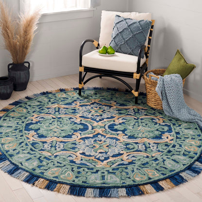 SAFAVIEH Handmade Blossom Porzia Floral Wool Rug